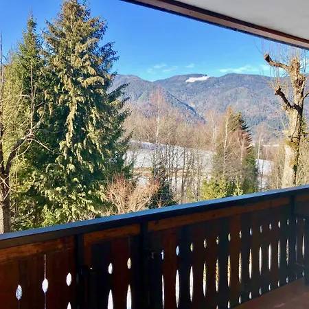 Triestevillas Casatarvisio Ct4, Huge Terrace Facing Nature, 6 Guests דירה *